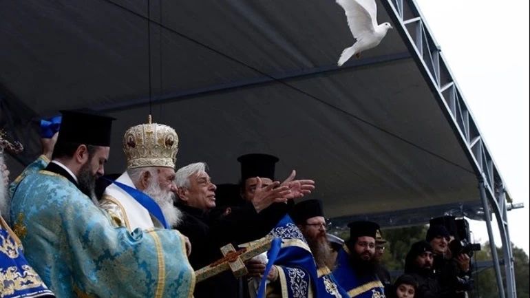 Το μήνυμα Παυλόπουλου για τα Θεοφάνεια: «Ο Ανθρωπισμός, χρέος του λαού μας»